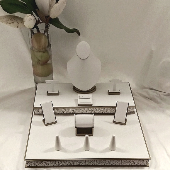 Jewelry Display Stand -47 piece set NWT - Picture 2 of 9